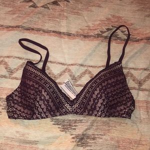 VS Lightweight Bra